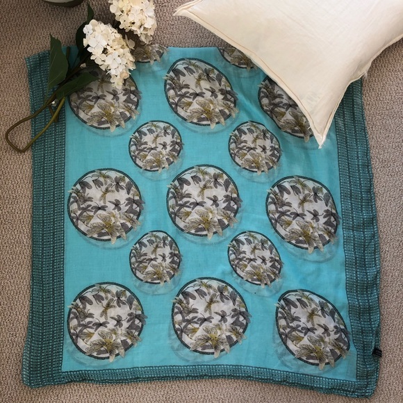 Infinity Scarf - Picture 2 of 3